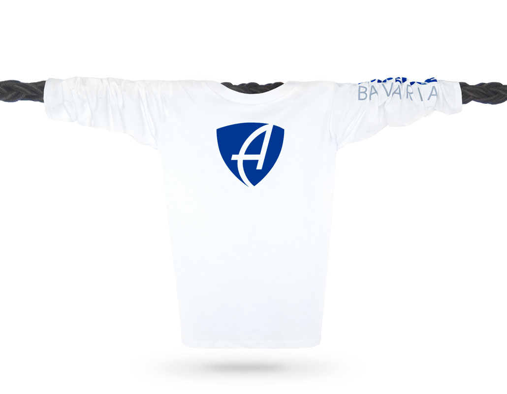 Vorderansicht eines weissen CB Longsleeve T-Shirts aus Bio-Baumwolle (Organic Bio T-Shirt) mit blau-grauem Ammersee Design der Modemarke AMMERSEE BAVARIA aus Bayern, Deutschland