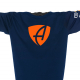 Ausschnitt Vorderansicht eines dunkelblauen CB Kinder Longsleeve aus Bio-Baumwolle (Organic Bio T-Shirt) mit orange-weissem Ammersee Design der Modemarke AMMERSEE BAVARIA aus Bayern, Deutschland